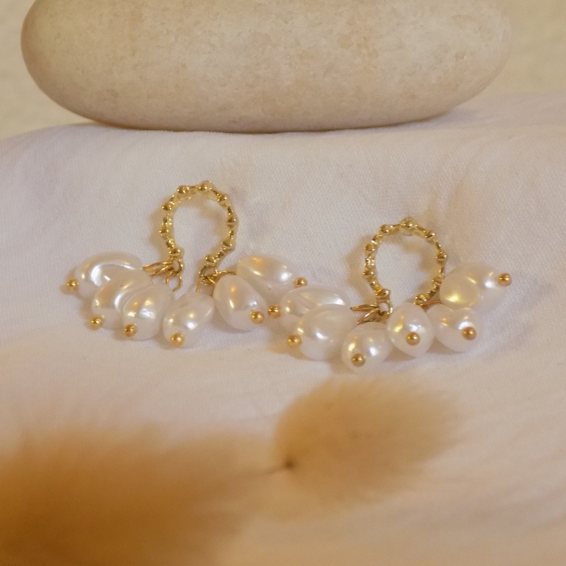 Pearl Studs