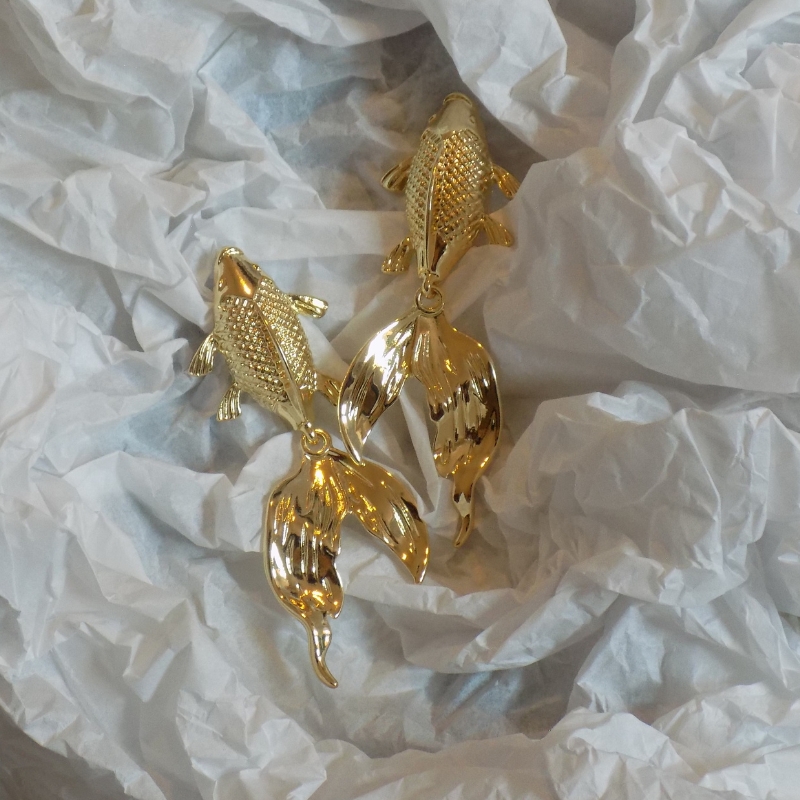 Goldfish Dangle
